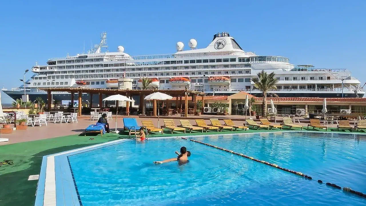 الفندق ريستا - بورسعيد